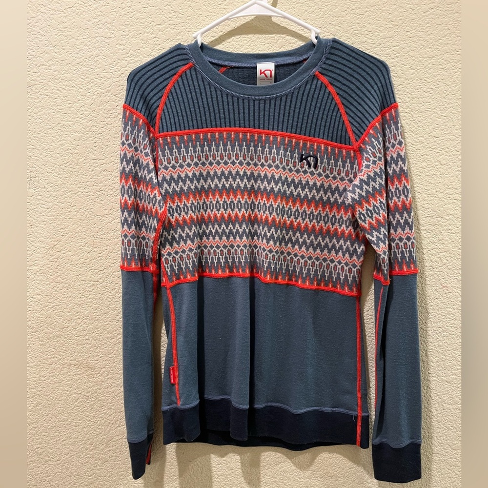 Large Kari Tara Silva Base Layer - lightly used